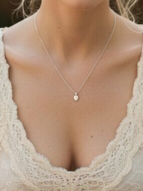 ✨️Minimalistic Sterling Silver Teardrop Pendant Necklace for Women!